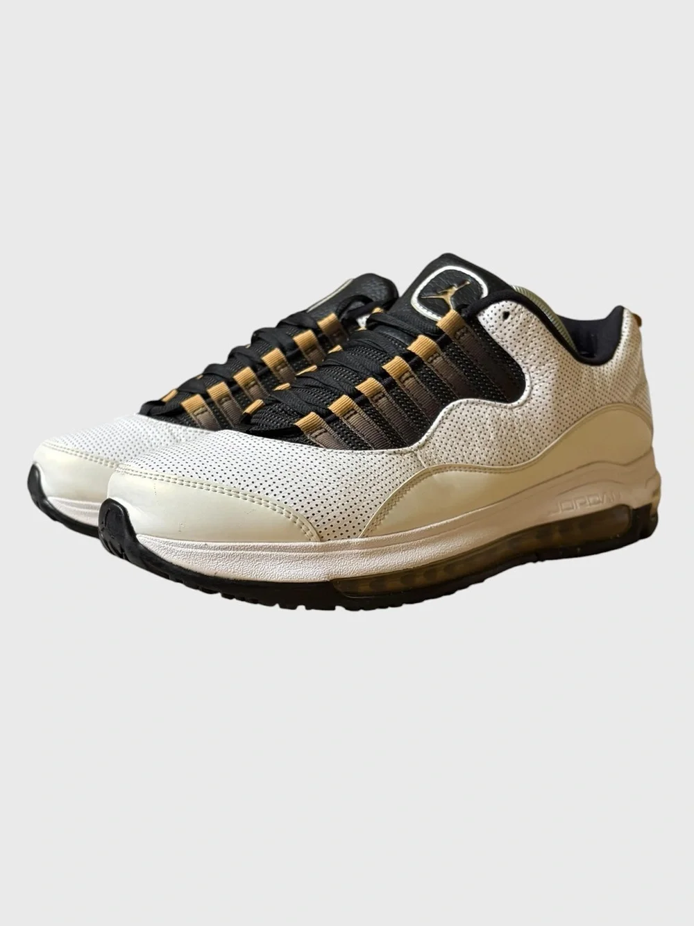 Nike Air Jordan CMFT Air Max 10 LTR Sneakers Men's 10.5 White, Black Gold Retro